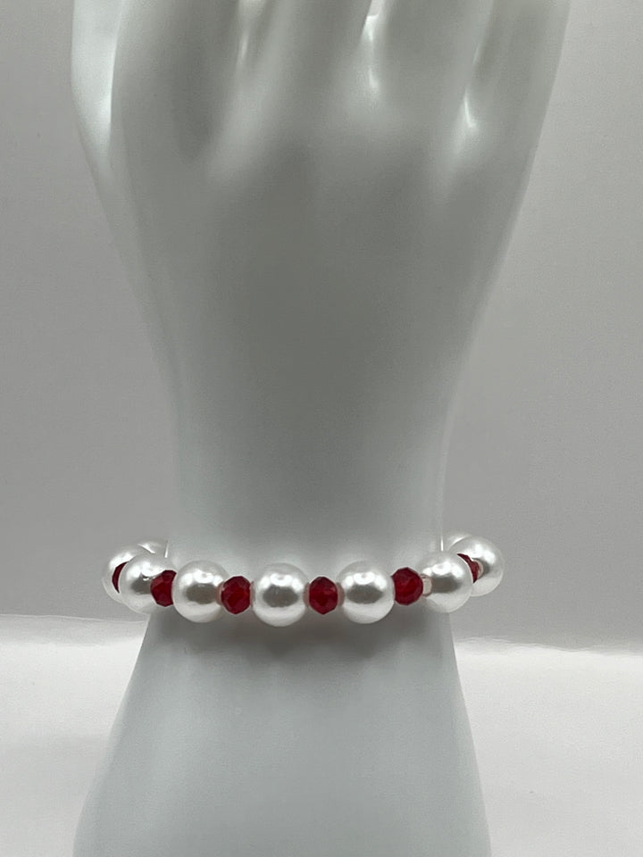 Faux Glass Pearl and AcrylicTranslucent Red Stretch Bracelet image 0