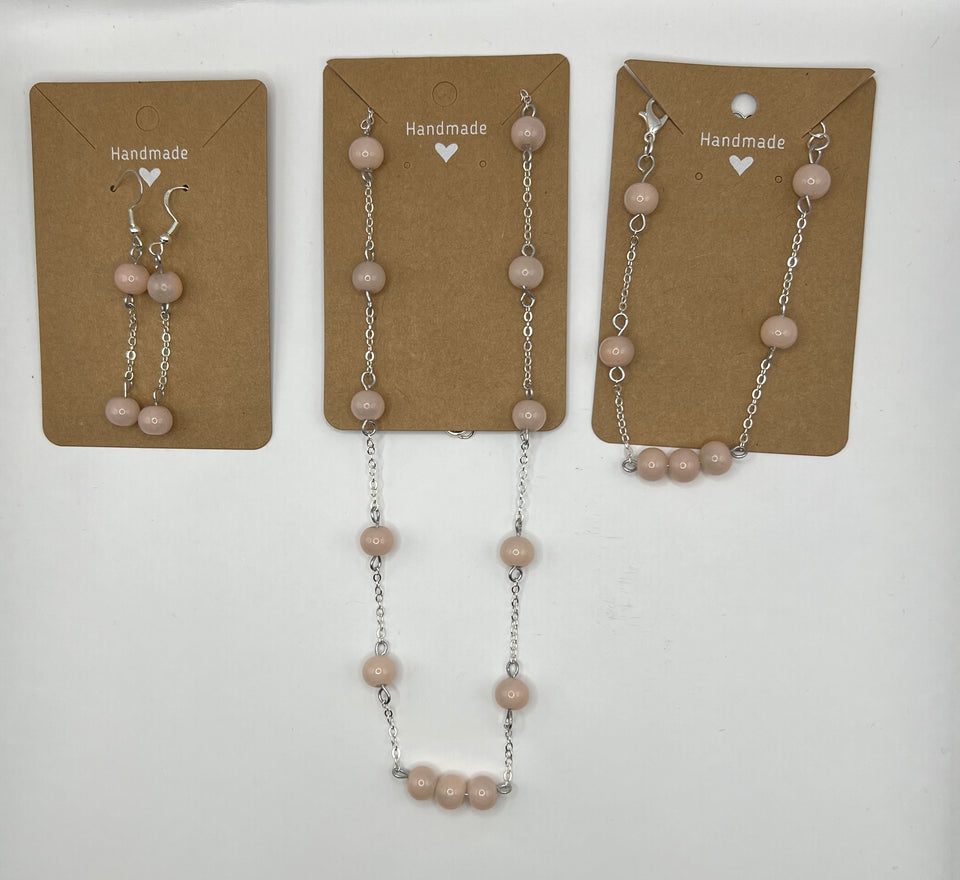 The Delicate Pink Passion Jewellery Set image 9