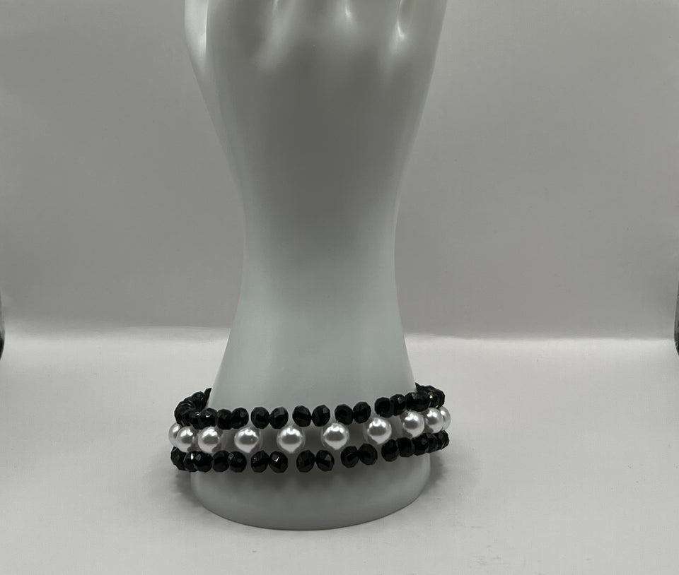 Faceted Black GlassWith Faux Glass Pearls Bracelet image 0