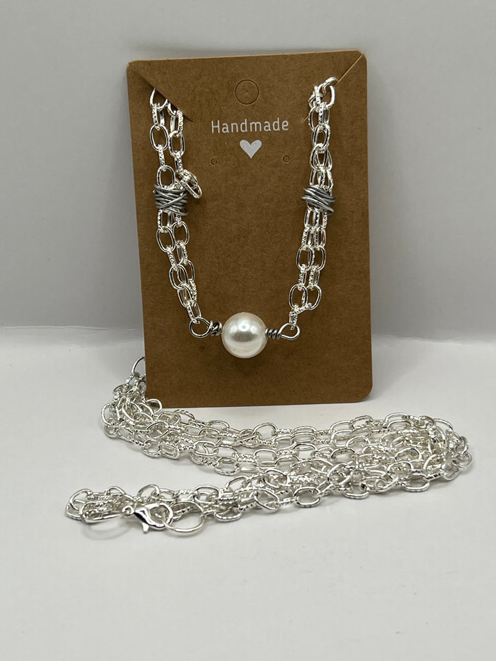 Two Chains minimalist Pearl Neclace image 2