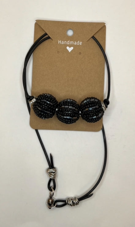 Faux Leather And Large Beaded Beads Necklace image 2
