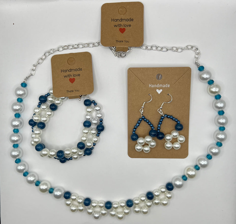 Faux Pearl Flower Jewellery Set image 7